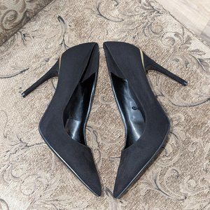 LIKE NEW - MARC FISHER Black Heels Size 8.5